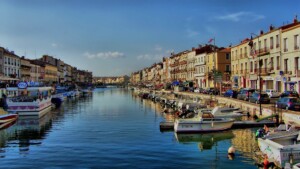 explore the royal canal from the domaine du lazaret in sete – herault – hotel sete Last-minute summer vacations in Sète