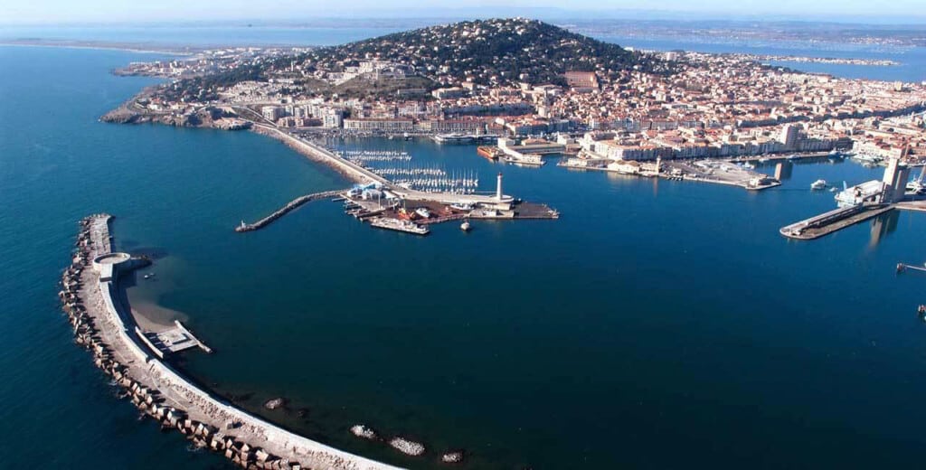 Weekend romantique a Sete – printemps – séjour hotel restaurant et accès plage Sète vue du ciel